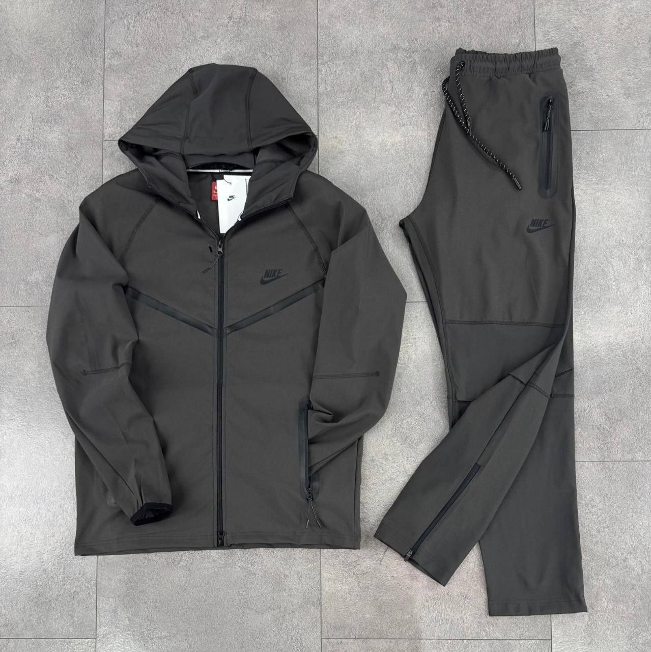 Мъжки екипи Nike tech fleece, Under Armour, Jordan