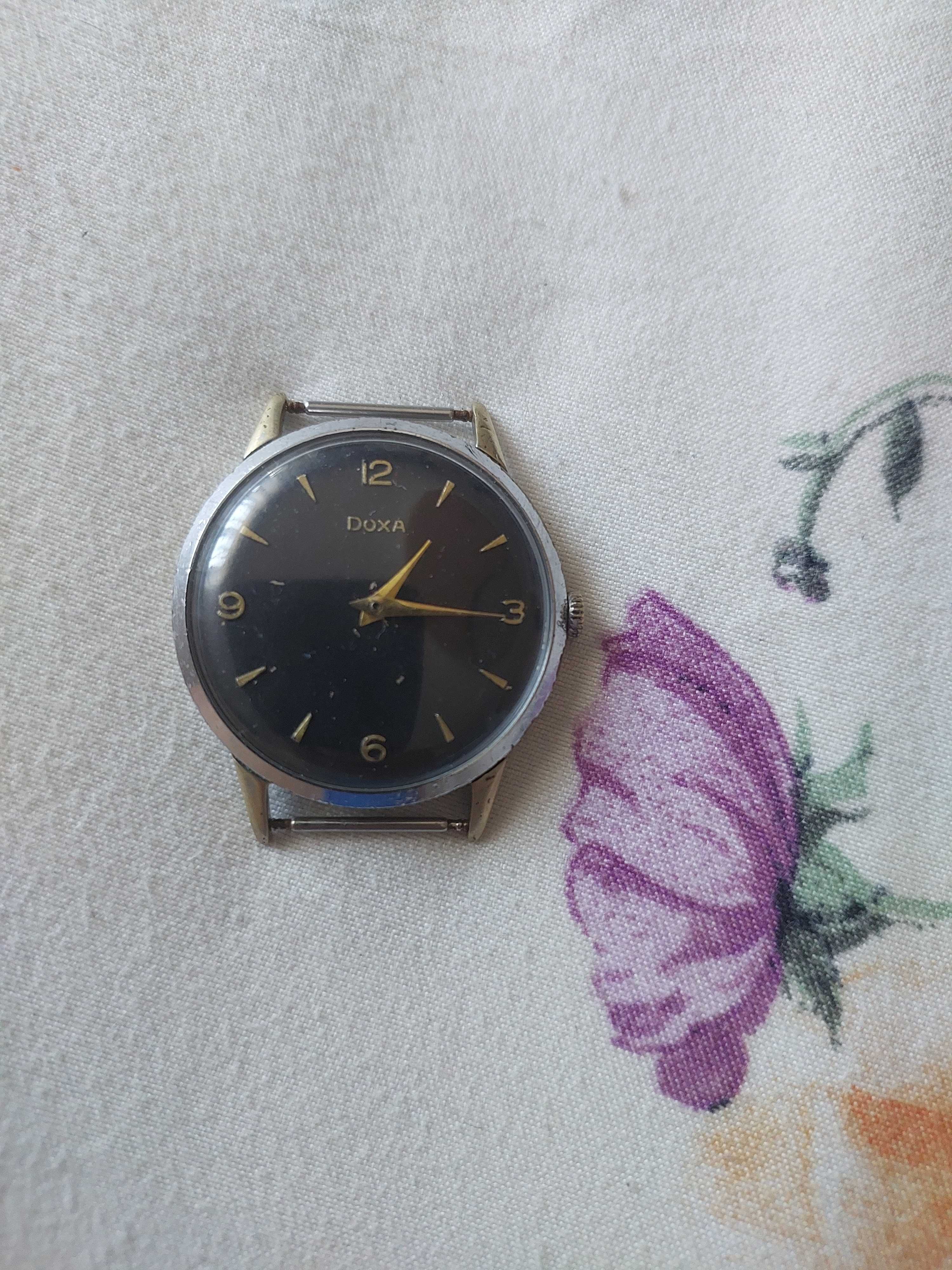 Vand ceas mecanic vintage elvețian doxa.