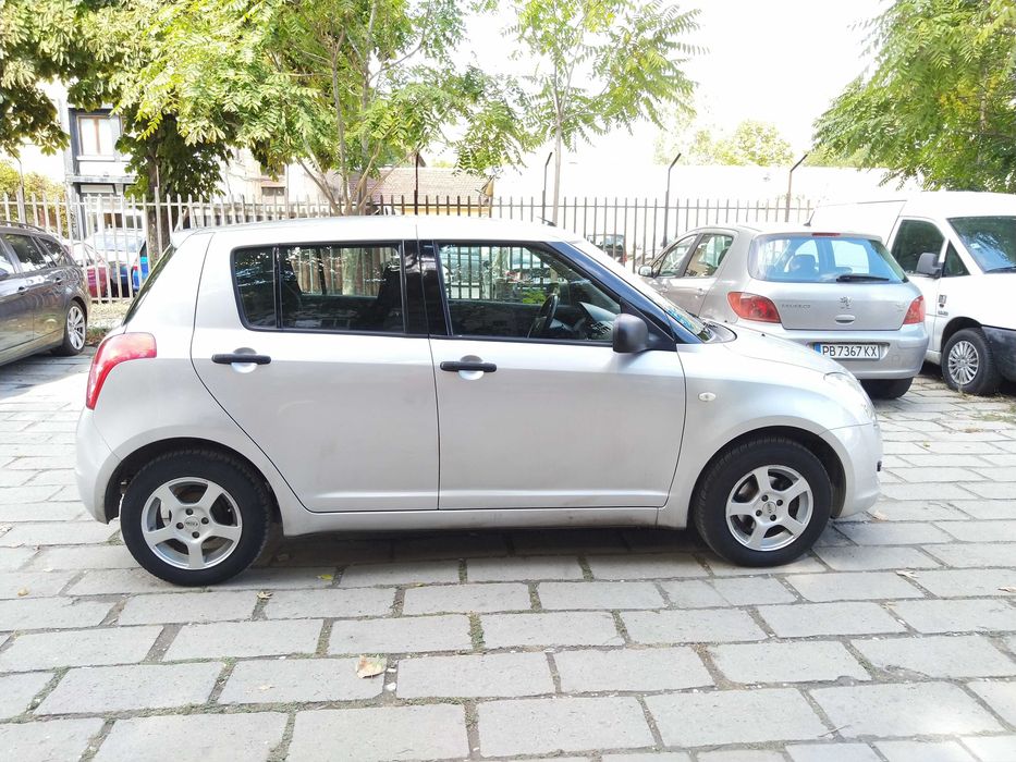 Продажба автомобил SUZUKI SWIFT