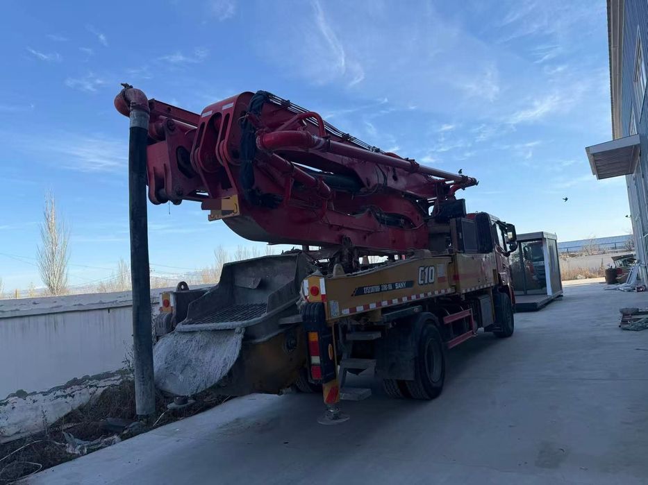 2023 yildagi 37 metrli avtobetononasos