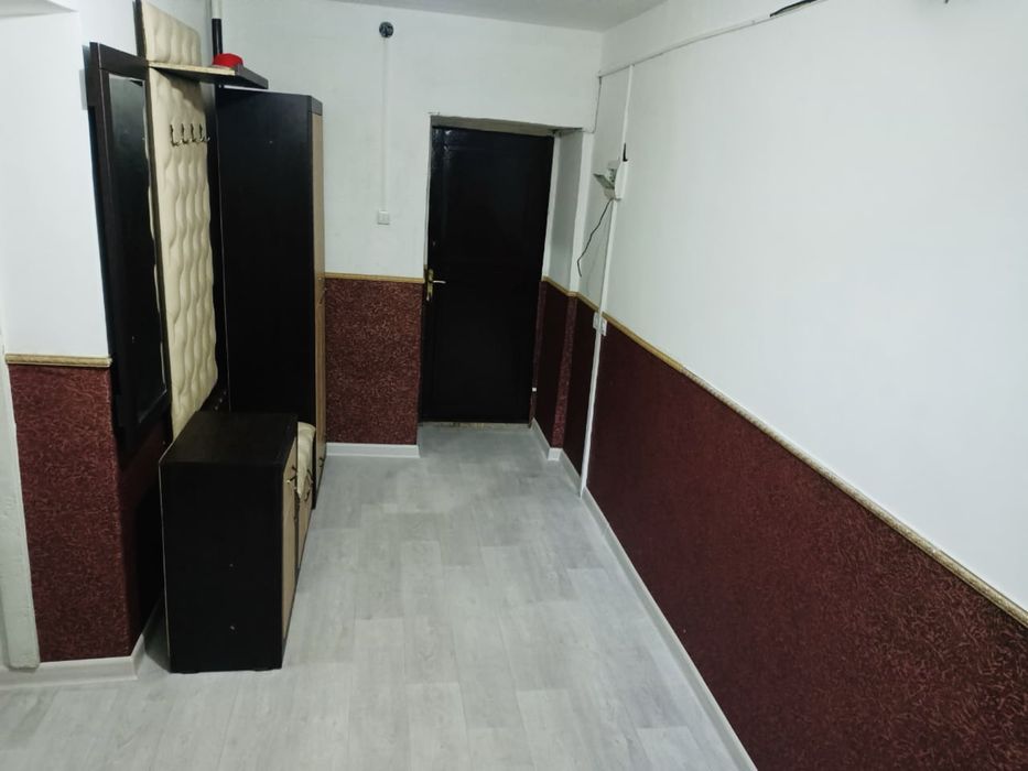 Продам двухэтажный дом! с.Новопокровка .27 км от города.Цена договорн