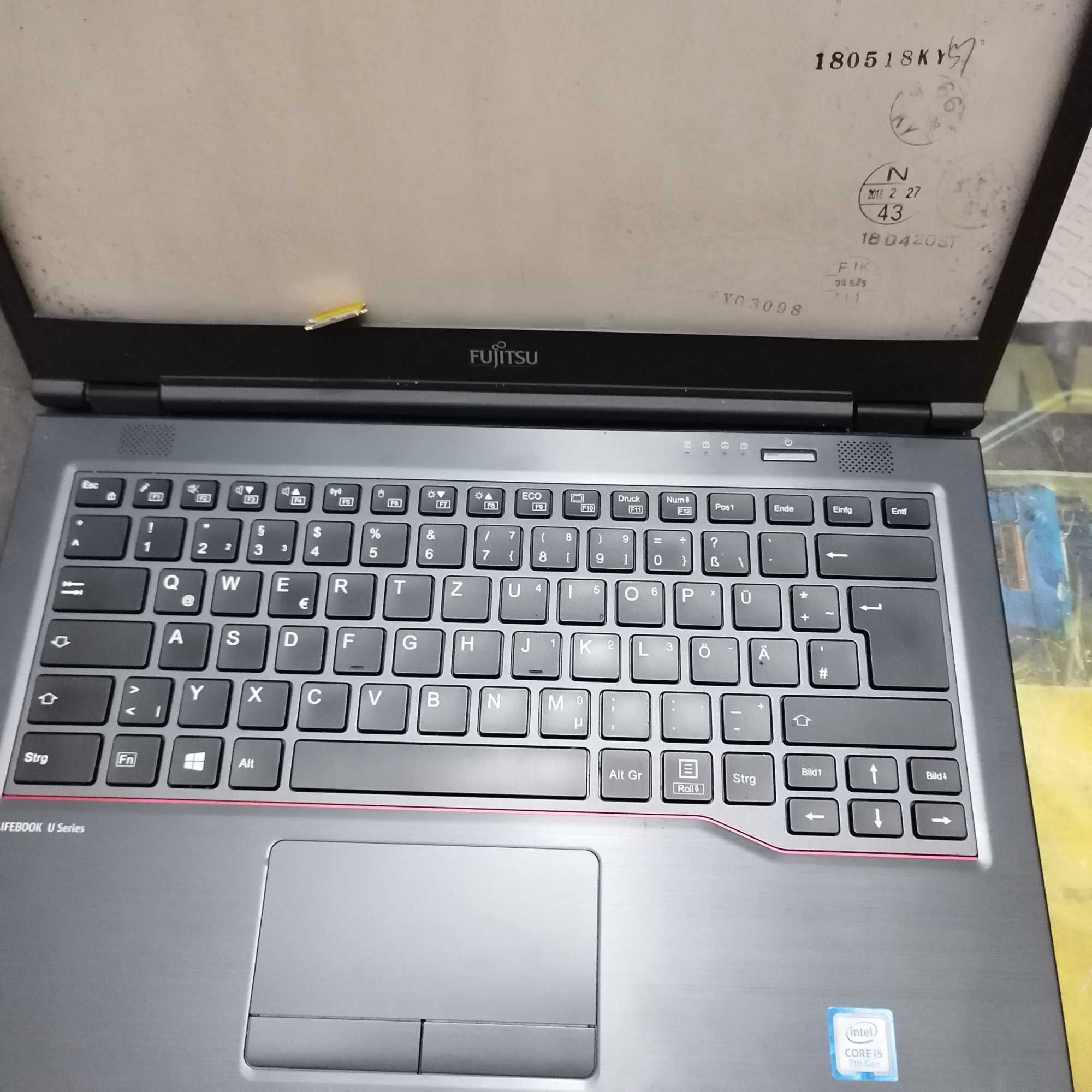 Dezmembrez Fujitsu Lifebook U748