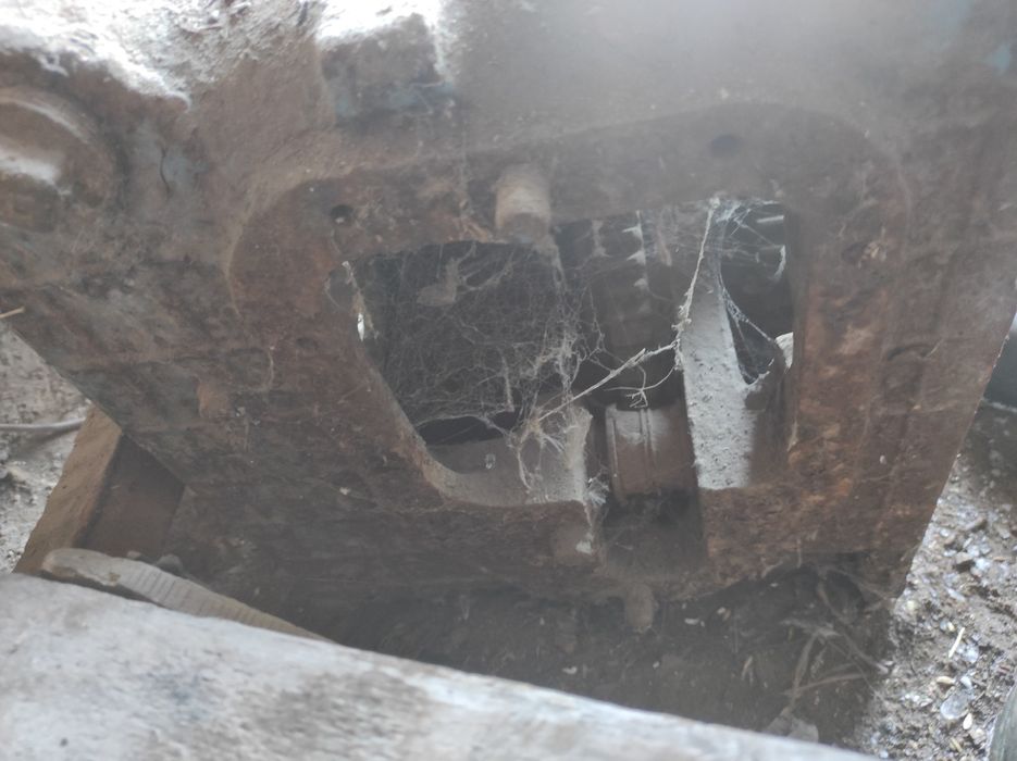 Продаю корпус коробки МТЗ 80