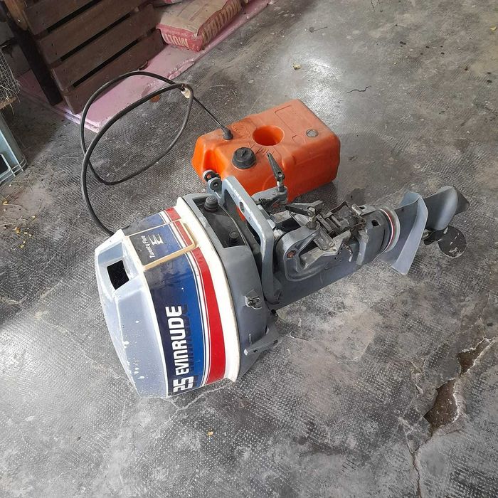 Evinrude 25, 2 timpi