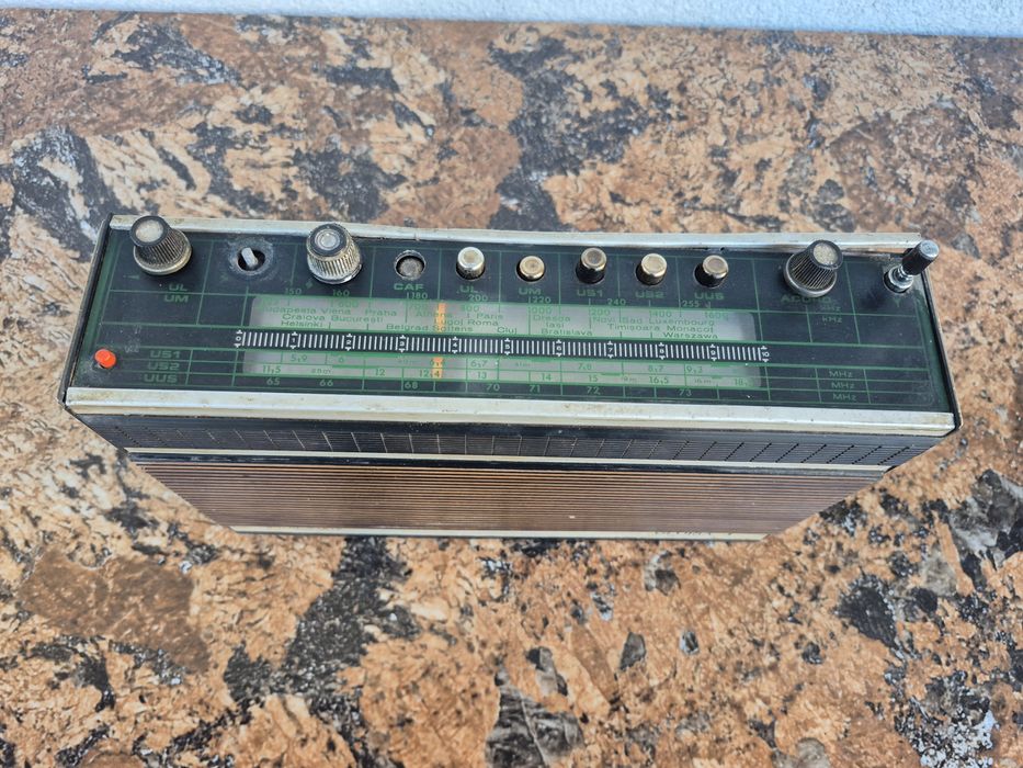 Radio receptor portabil Gloria 3 ,model RP-1524 - functional 

- radio