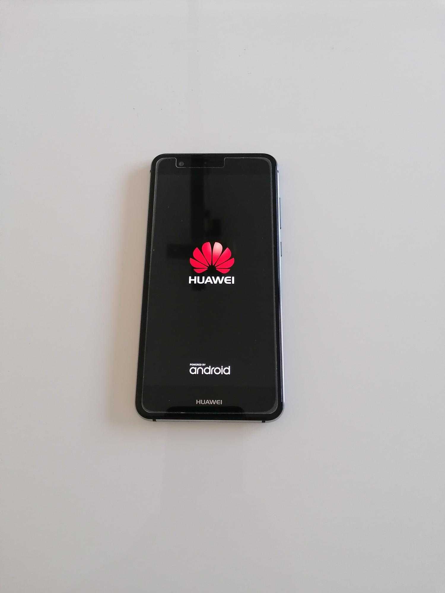 Смартфон Huawei P10 lite