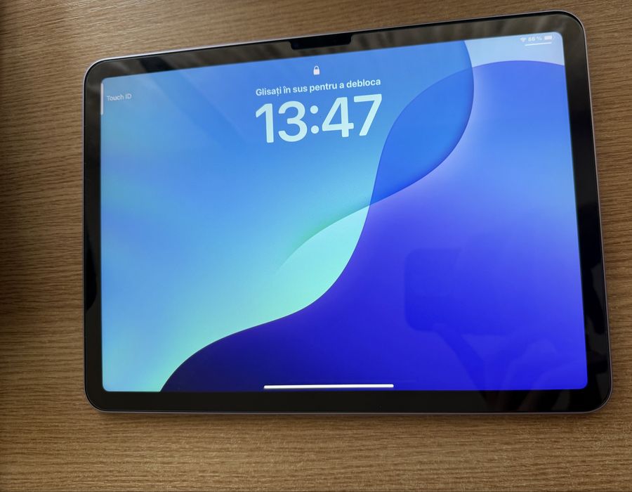 iPad Air 11 inch M2 2024, 99% baterie, stare excelenta