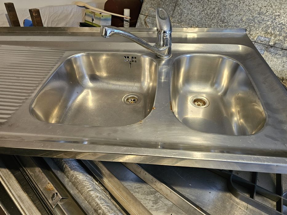 Vand chiuveta dubla inox cu baterie inclusa