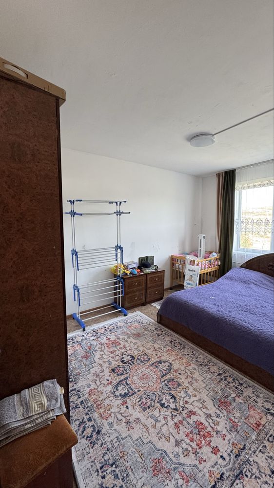 Продам 3 комн квартиру 3 этаж. п. Ауэзов.