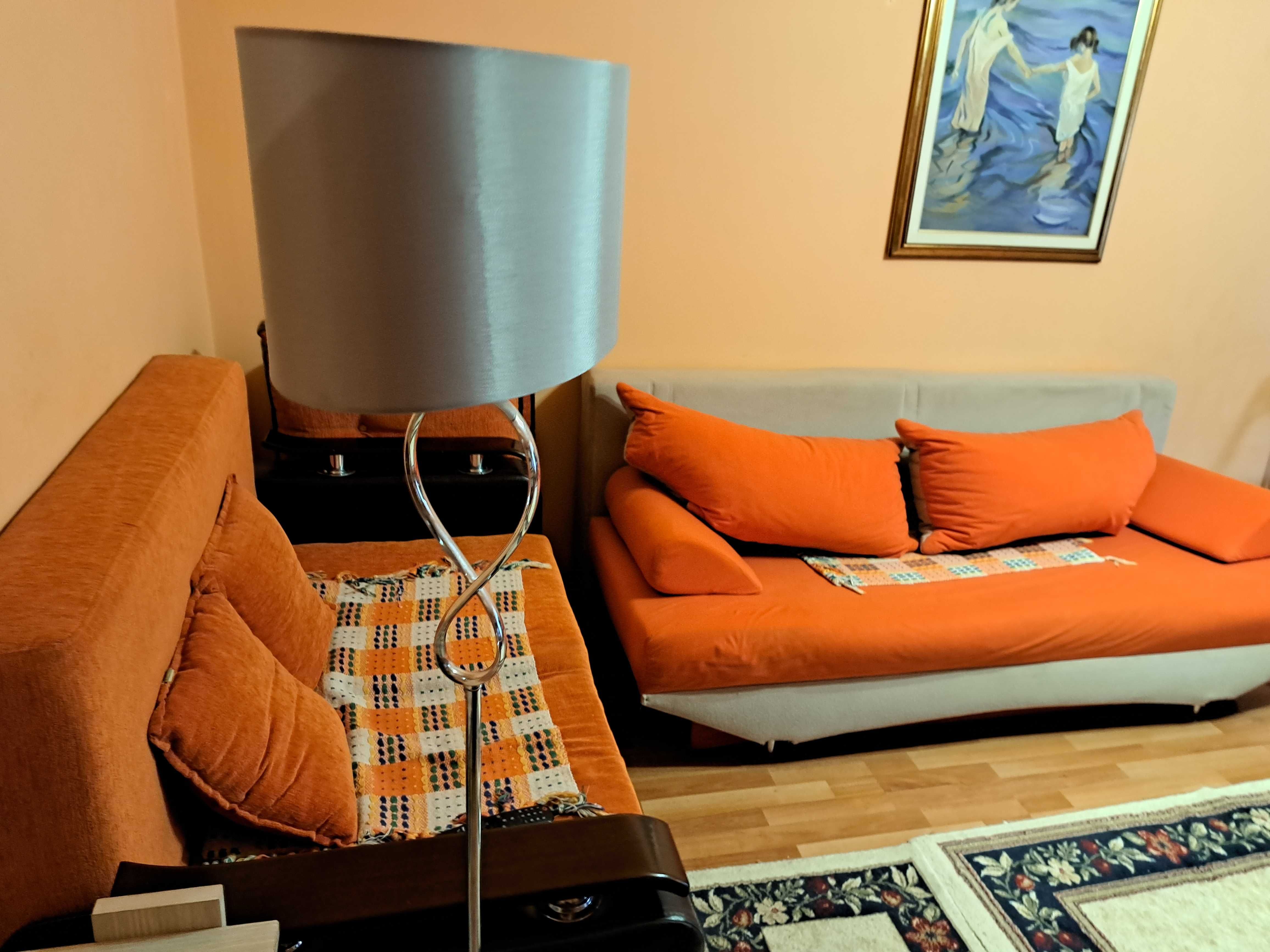 Vanzare  apartament   parter  in  cu  2  camere  si   balcon  extins
