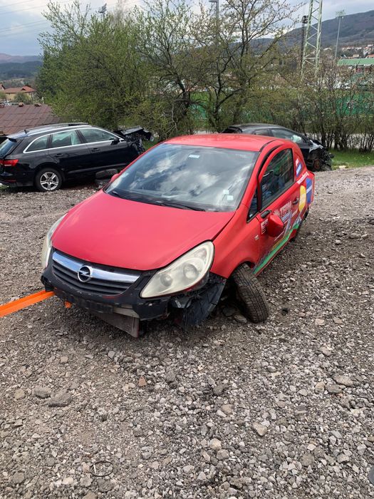 Opel Corsa 1.2 75кс  2009г
