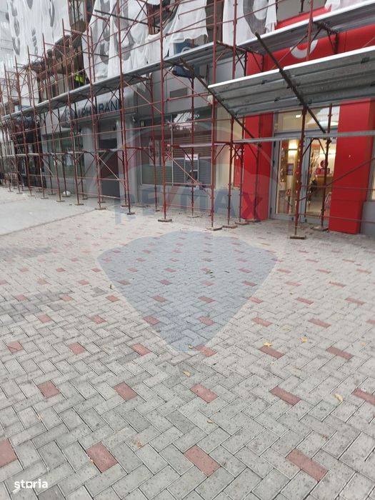 Spațiu comercial ultracentral de închiriat – Piața Unirii, Giurgiu