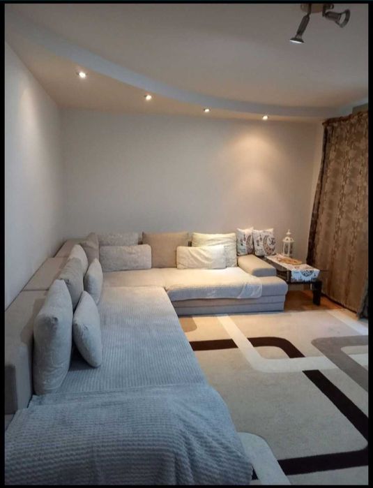 Apartamente de vanzare intre Torontalului și piața verde