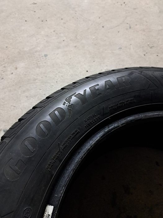 4 anvelope iarnă 235 60 r17 Goodyear