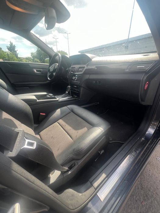 Mercedes Benz E220 Avantgarde