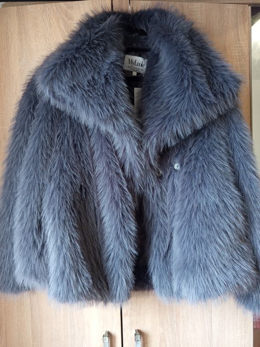 Haină de blană..
