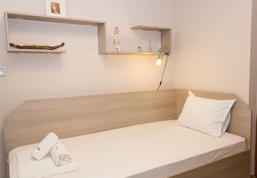 Дава се под наем Тристаен апартамент в Варна, Чайка - 76 кв.м за 550 € - Снимка #18