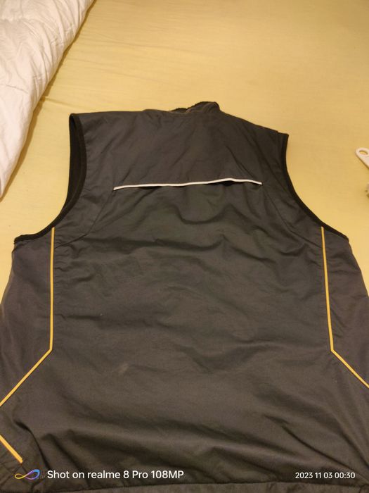 Vesta Nike M originala