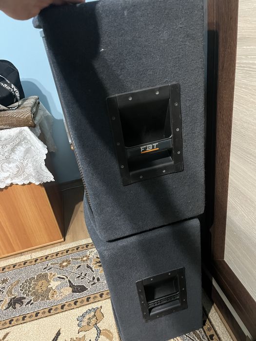 Vand boxe Fbt in stare foarte buna