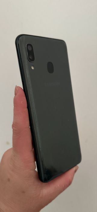 samsung galaxy a20