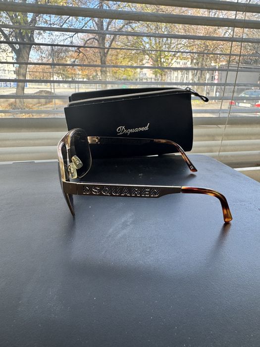 Dsquares, Guess, Armani, louis vuitton