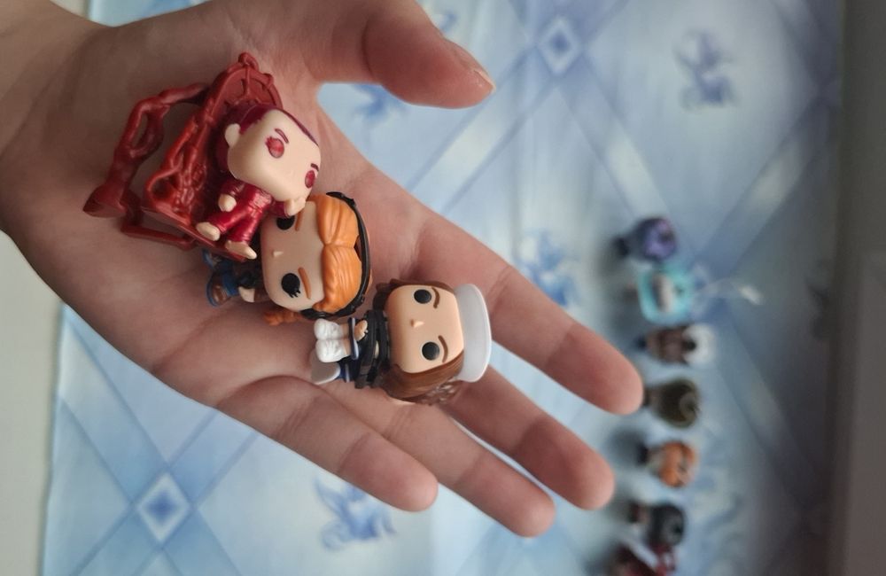 Фигурки из киндер JOY