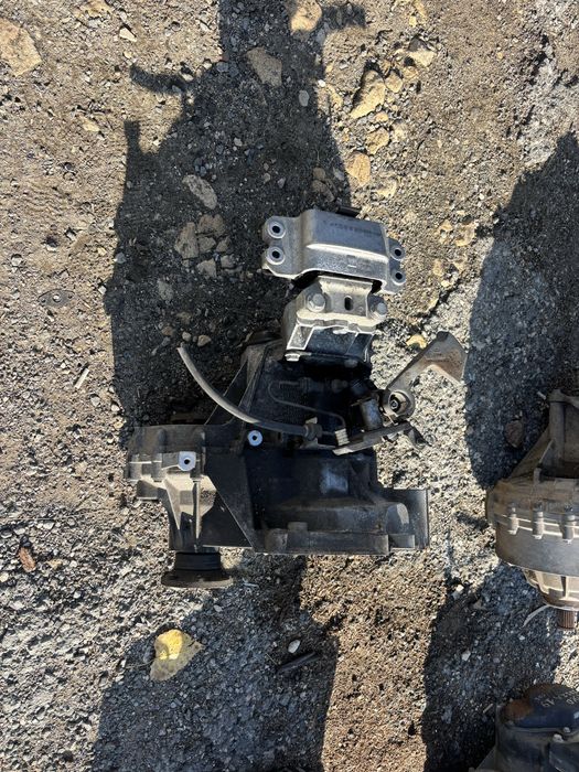 Скоростна кутия за Vw, Ауди, Сеат, Шкода 1.6 102кс 2005- 2012г JHV