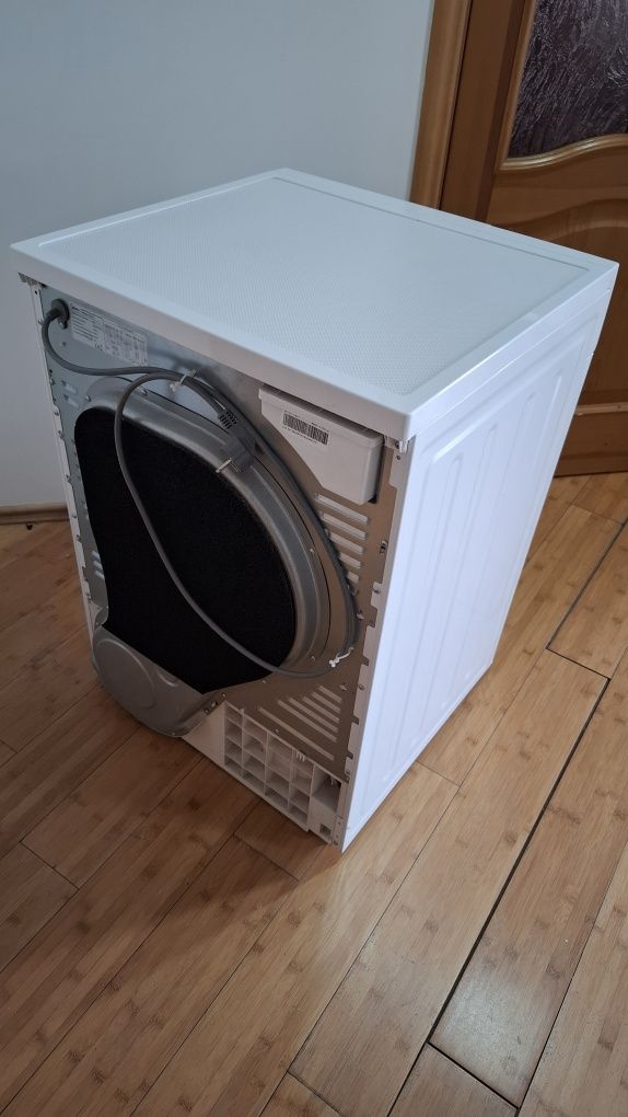 Продаю сушильную машину Midea MDC80-C01.