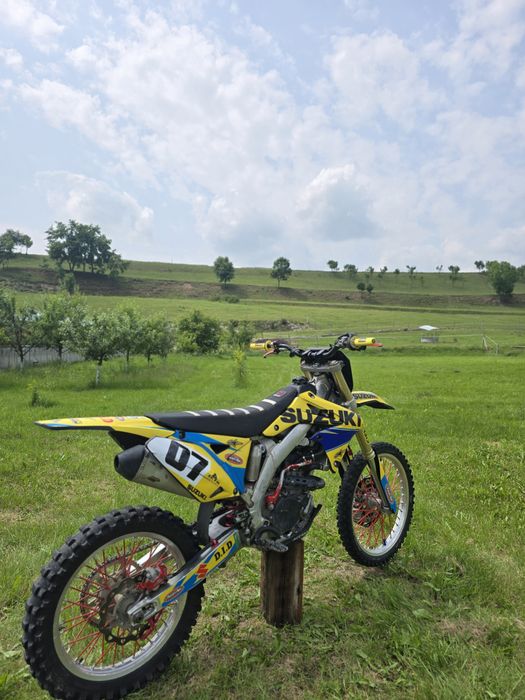 Suzuki RMZ 250 anul 2014