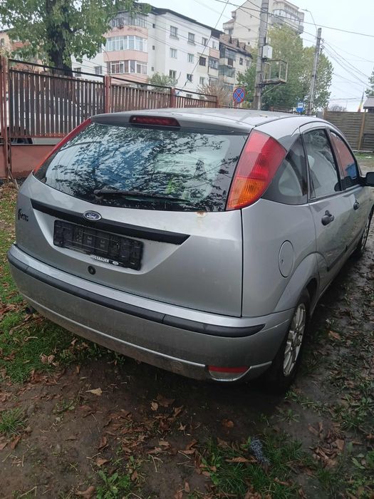 Ford Focus 2 Benzină 1.6