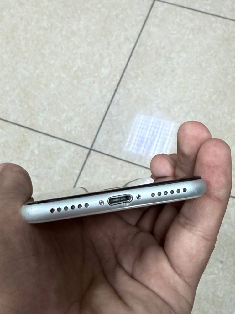 iPhone SE 2020, 2nd gen