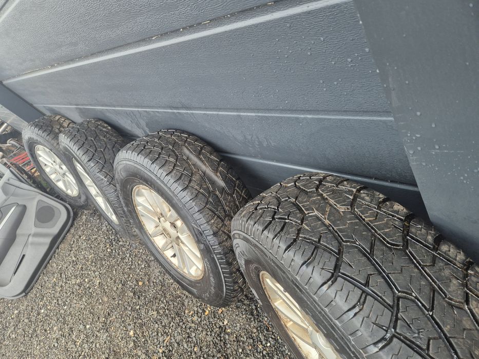 Jante Toyota Hilux 6x139 pe 17 cu anvelope Hifly 265/70 M+S