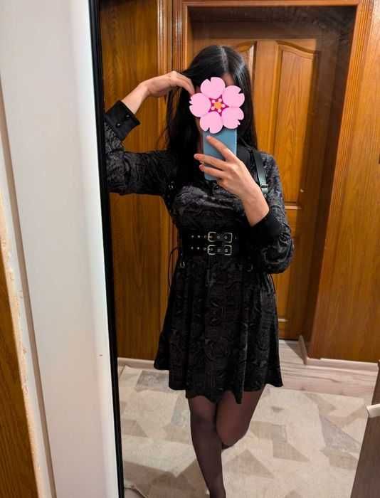 Killstar x Wednesday рокля с дълъг ръкав