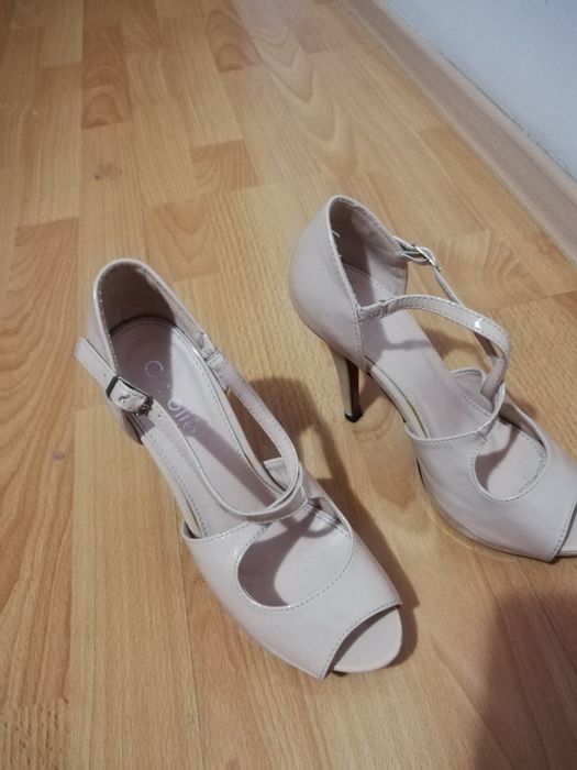 Sandale, pantofi de dama marimea 37.