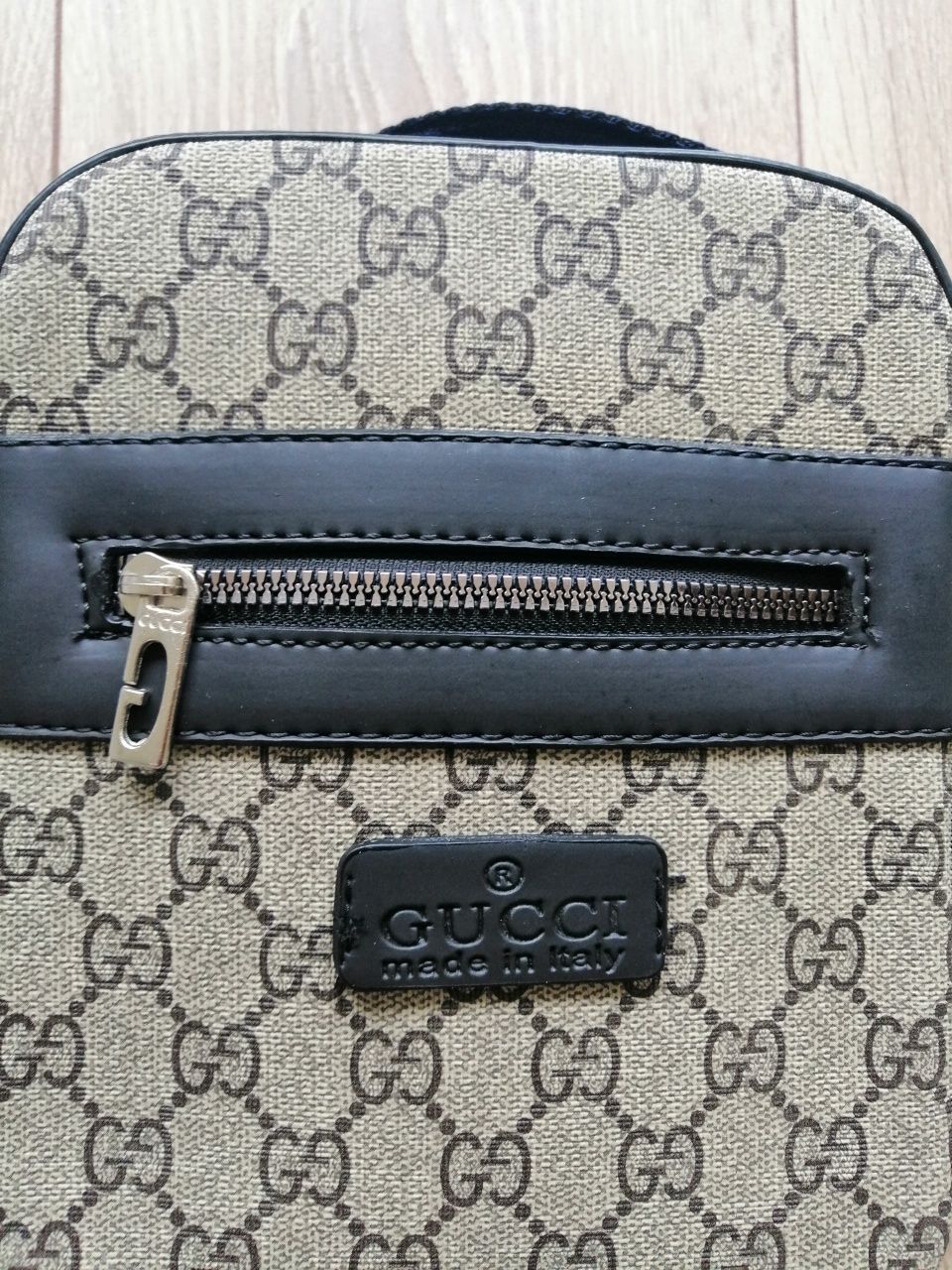 Gucci мъжка чанта в два цвята