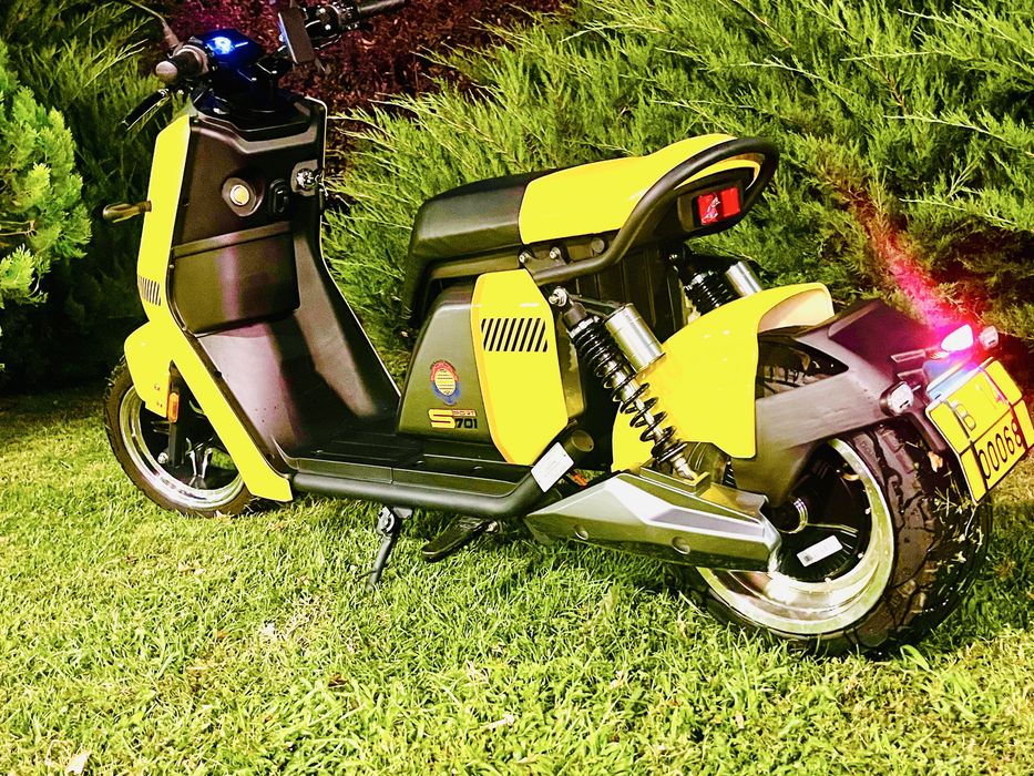 Scuter Electric Smarda 701 Pro fara permis