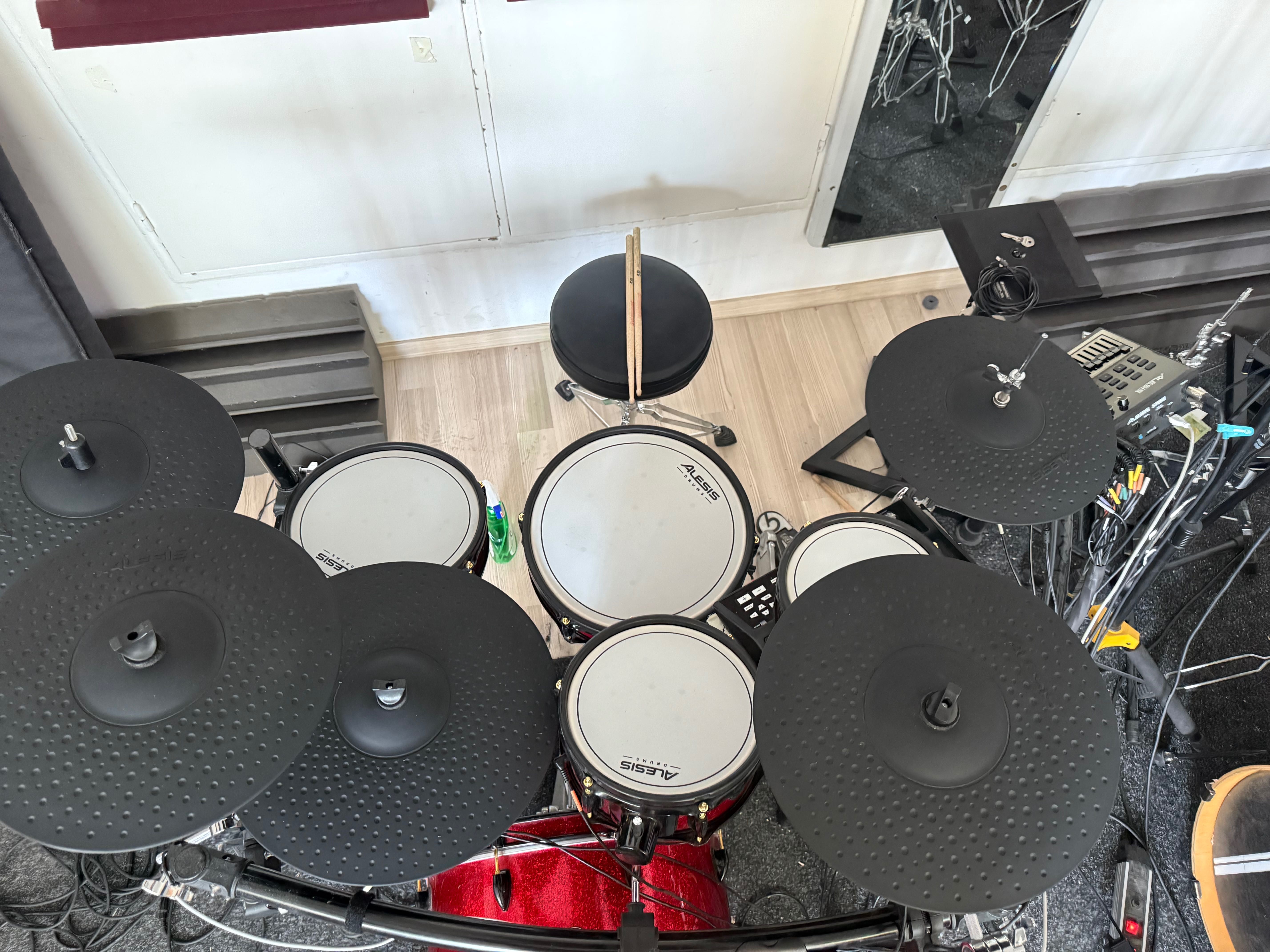 Tobe Electronice Alesis Strike Pro Special Edition