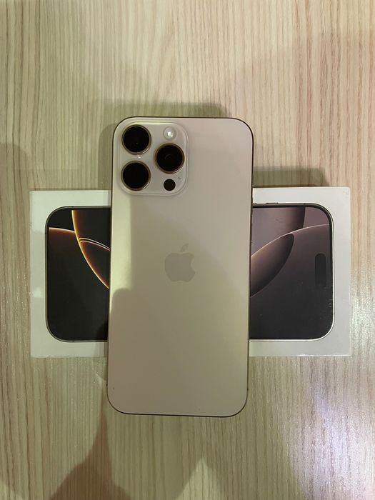 iPhone 16 Pro Max