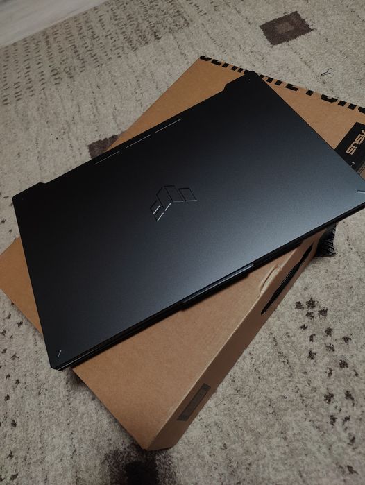 Laptop Gaming ASUS TUF F17