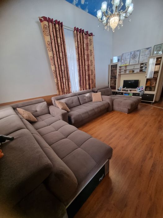 Продаю диван с подушками