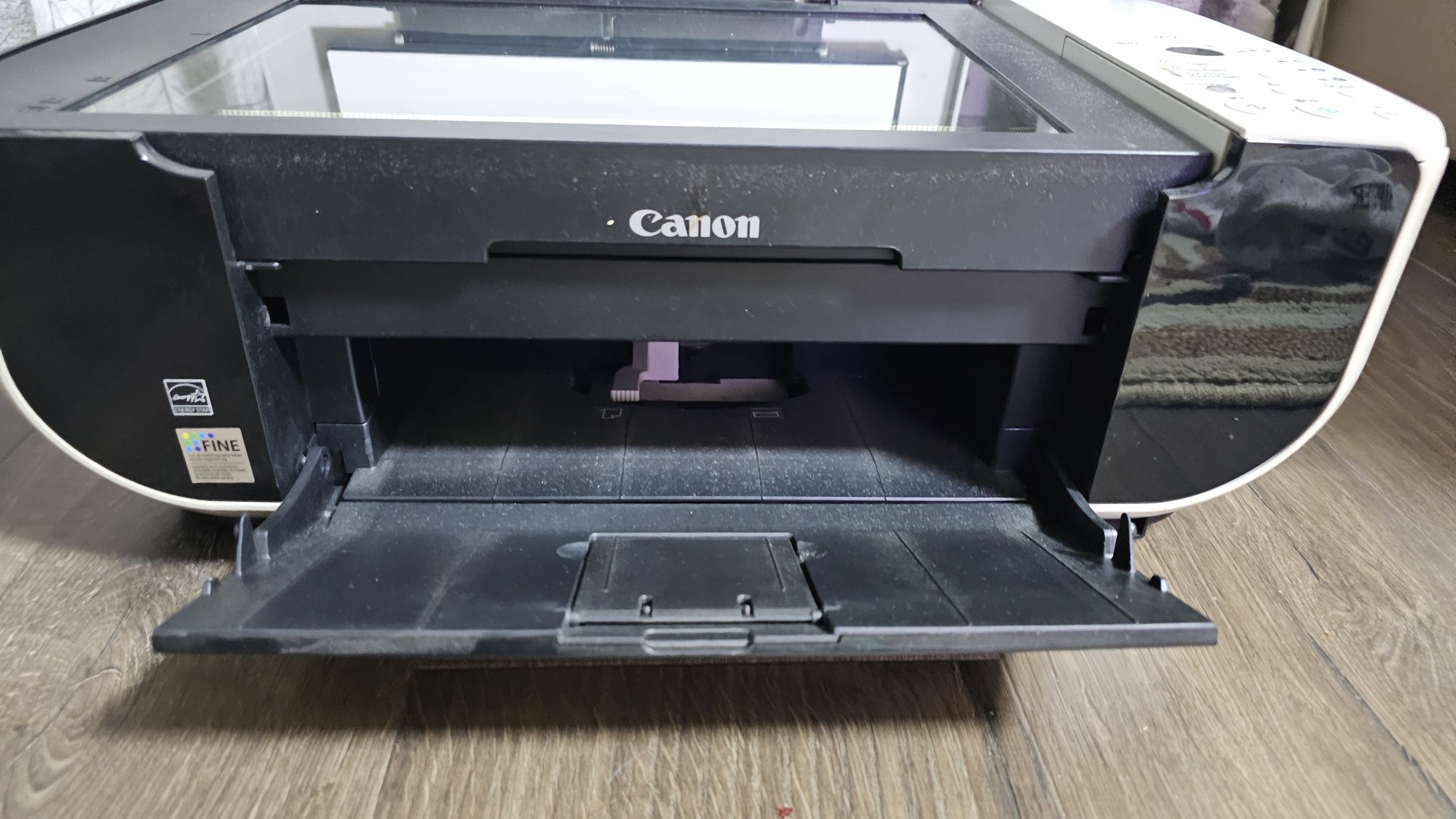 Цветен принтер и скенер Canon PIXMA MP210