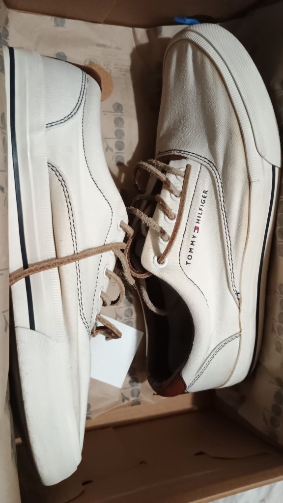 Tommy Hilfiger, #42, original!