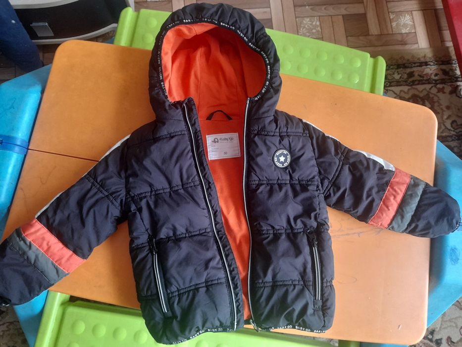 Продам куртку и жилетку