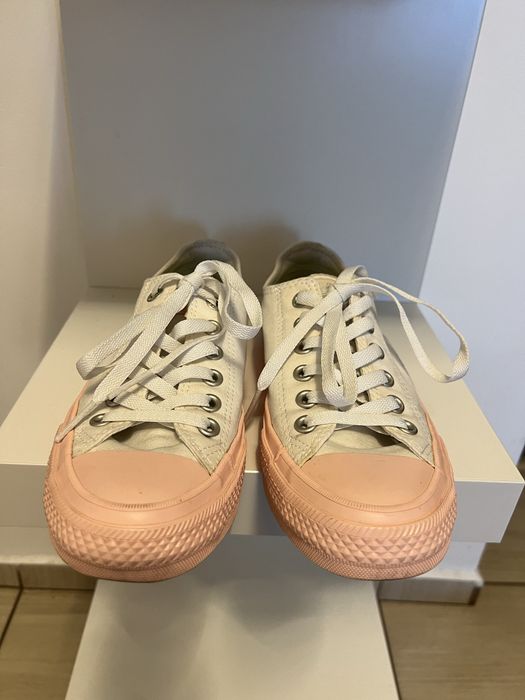 Tenesi Converse 38