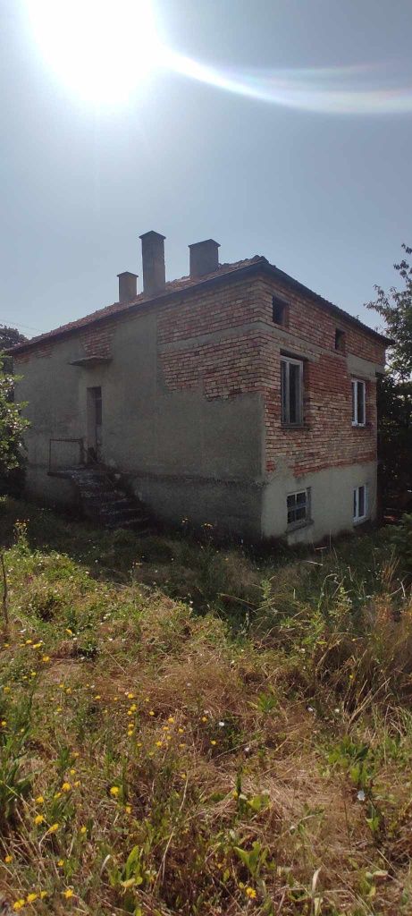 Къща в село Рудник, община Долни чифлик