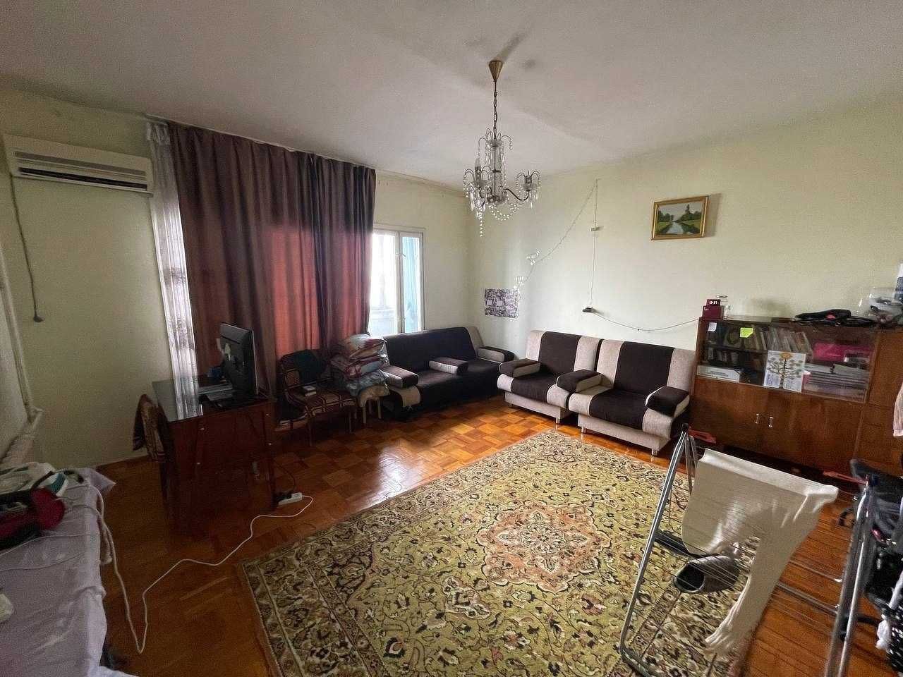 2-комнатная с французской планировкой на Дархане. 63 м². кафе Дарханн