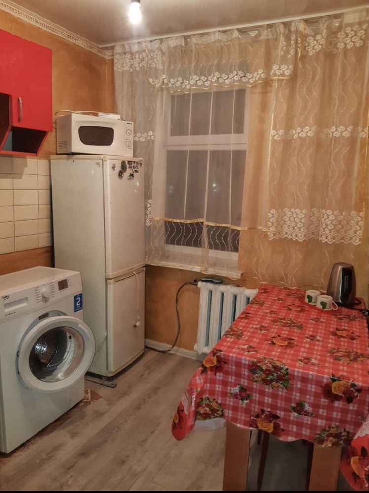 Сдам 1 комнатную квартиру на долгий срок  в 5 мкр