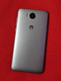 Huawei Y6 Argintiu 16Gb, Impecabil, Liber de rețea, Folie pe display.