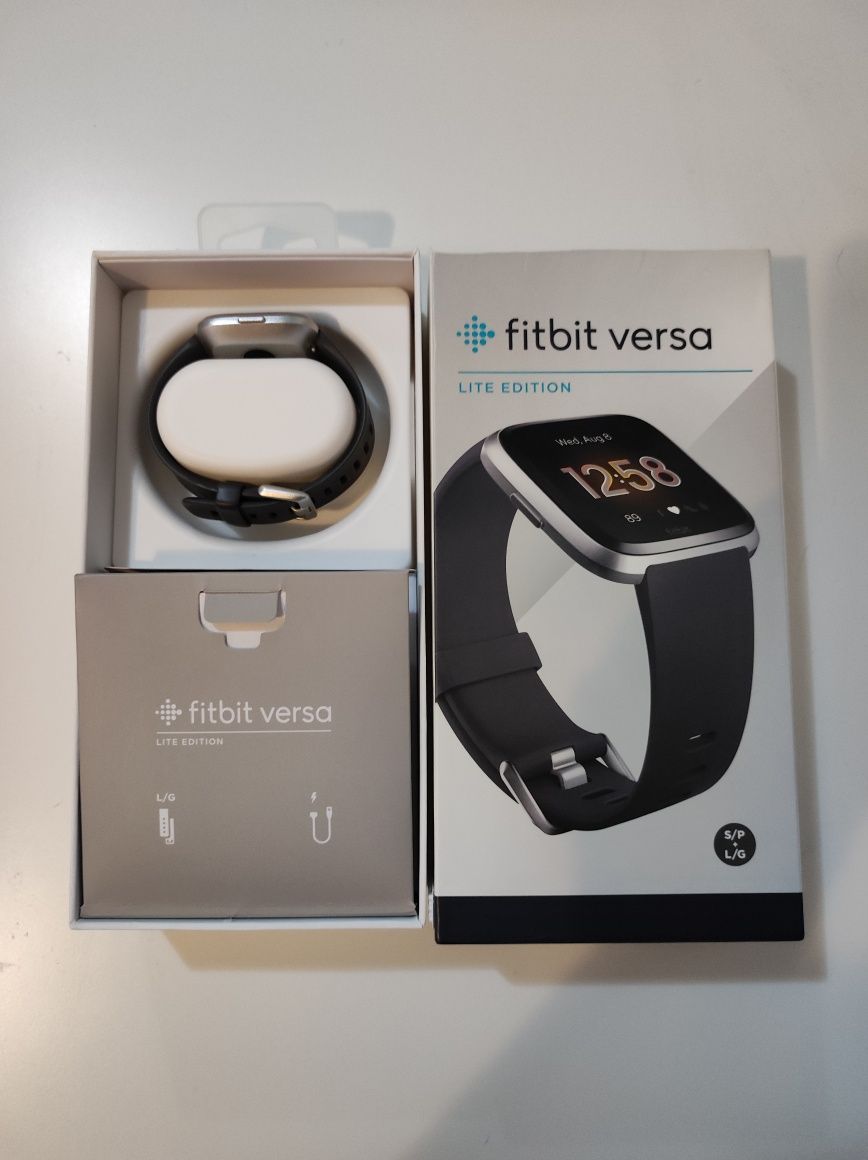 Fitbit Versa Lite Edition Full Box