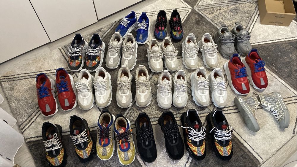 Versace chain reaction